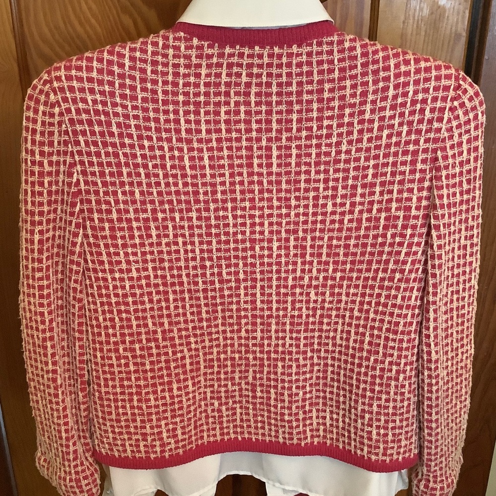 Castleberry, London, New York Chic Pink & White Tweed Jacket w/ White Blouse - Picture 3 of 16